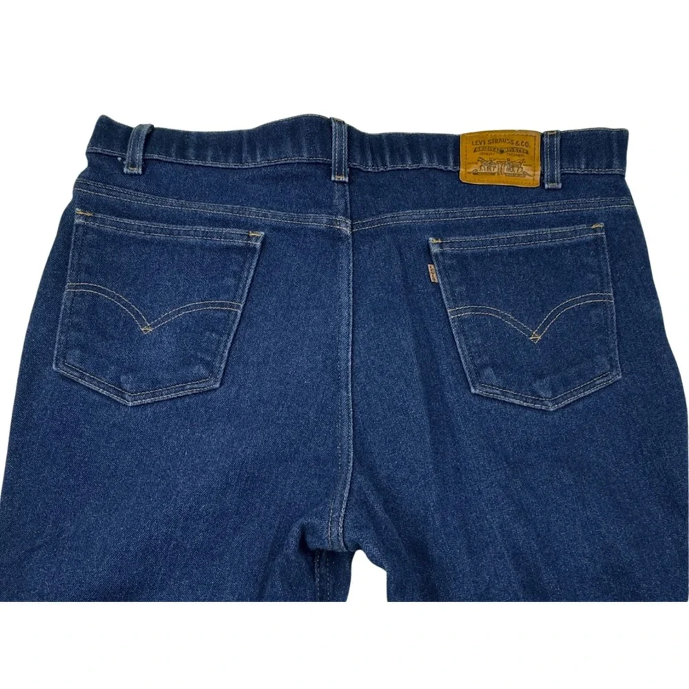 Vintage Levi's 547 Jeans Mens Straight Leg Dark Wash Size 38x28 Blue 90s Retro‎
